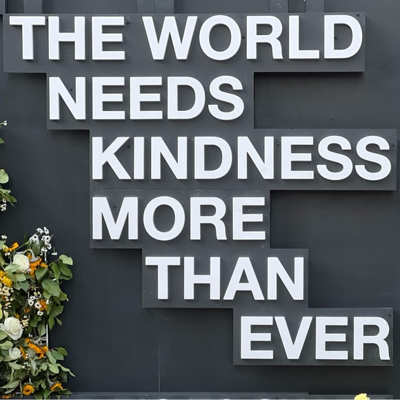 Meet 🇬🇧🇬🇧🇬🇧 girl in LA - Picture 8 of 11